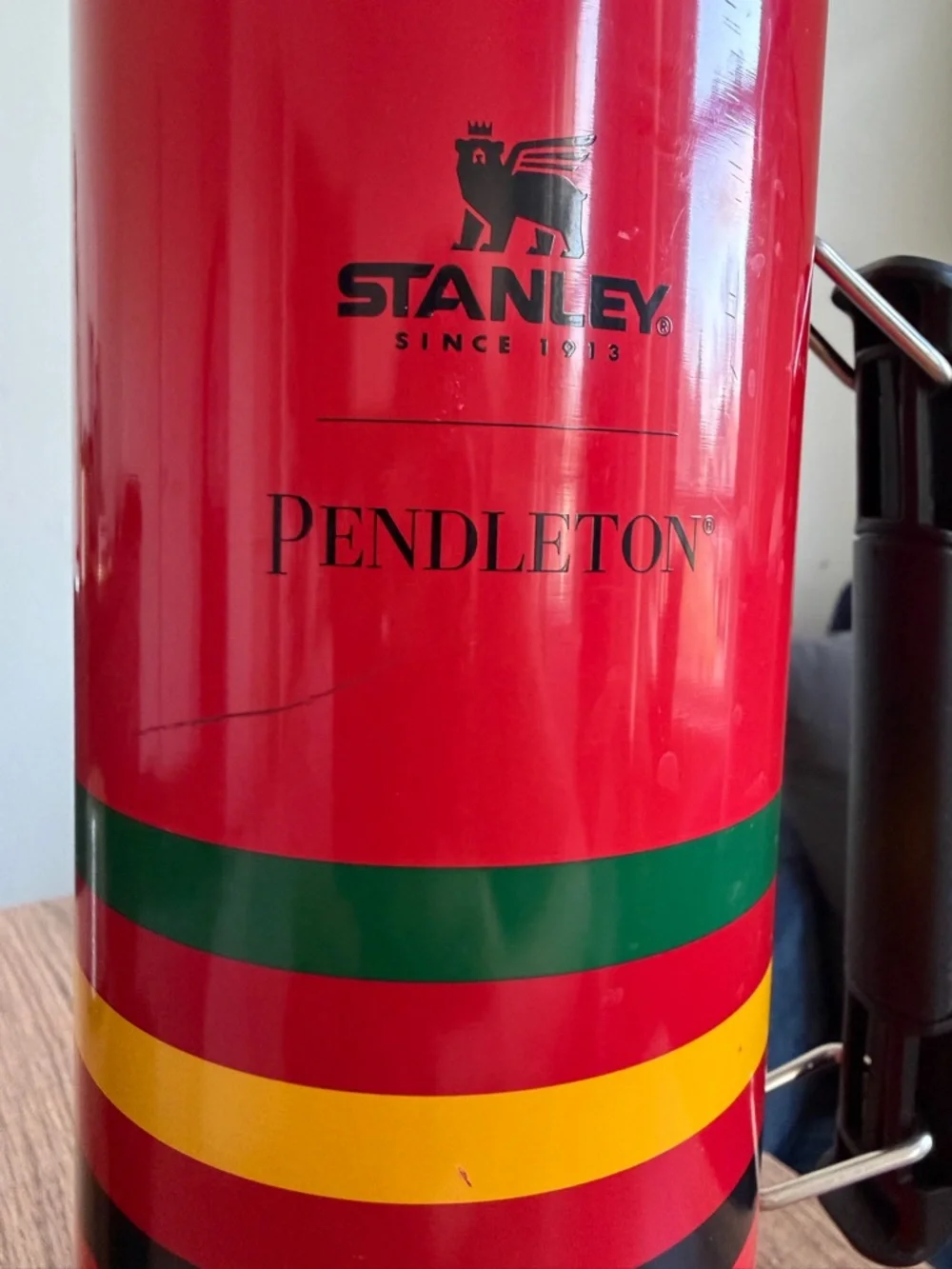 STANLEY INSULATED VACUUM THERMOS bottle Pendleton National Park Stripes red - Picture 3 of 13